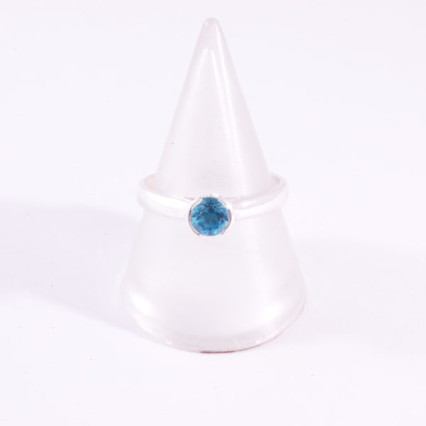 V Set Topaz Ring